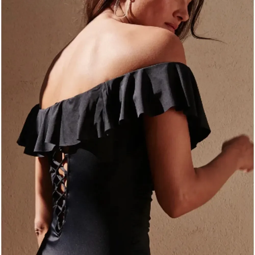 La Blanca Island Goddess Off Shoulder Ruffle One Piece Swimsuit 16